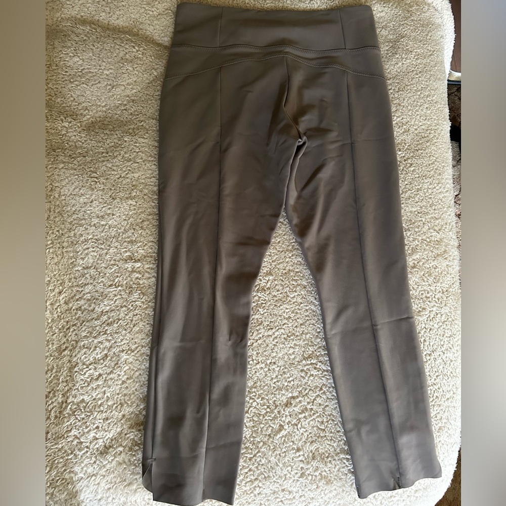 Athleta Stellar Crop Pants 2 Zip Pockets Slit Hem Leggings